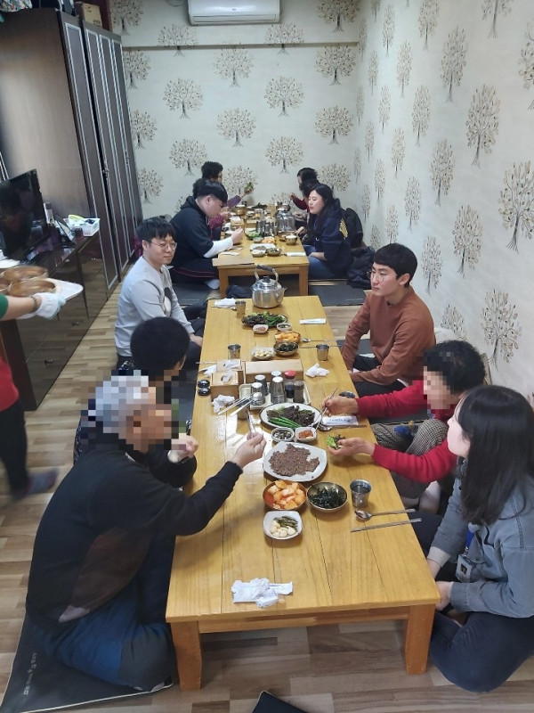 점심식사.jpg